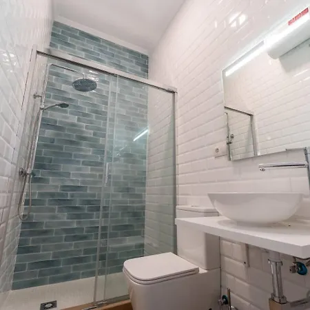 Guest house Reina Victoria 23 3*