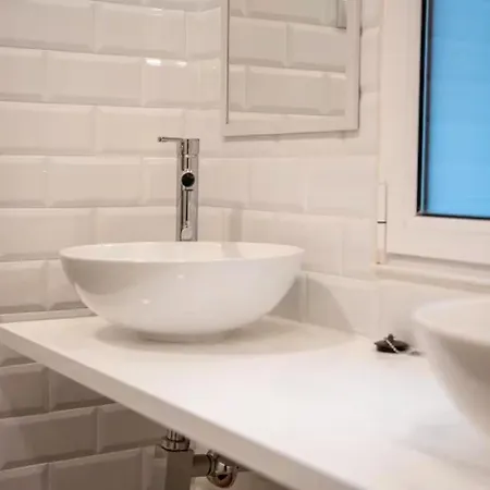 Reina Victoria 23 Guest house