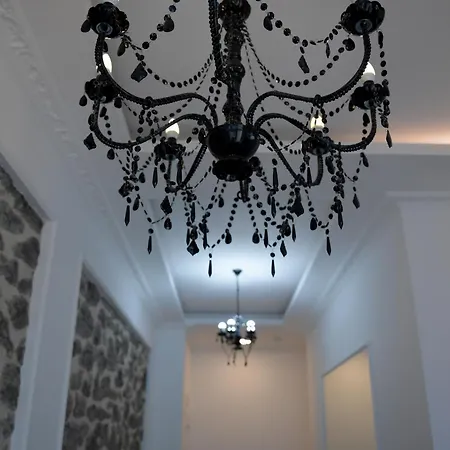 Guest house Reina Victoria 23 3*