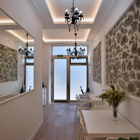 Guest house Reina Victoria 23